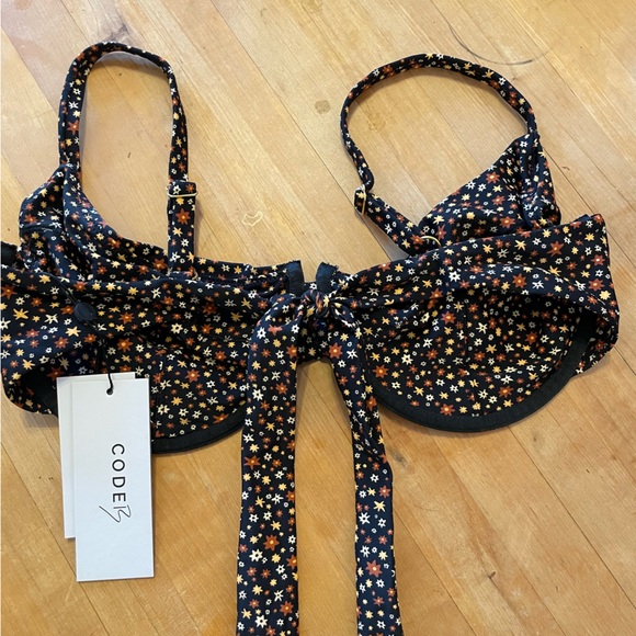 Code B Bikini Top - Picture 3 of 4